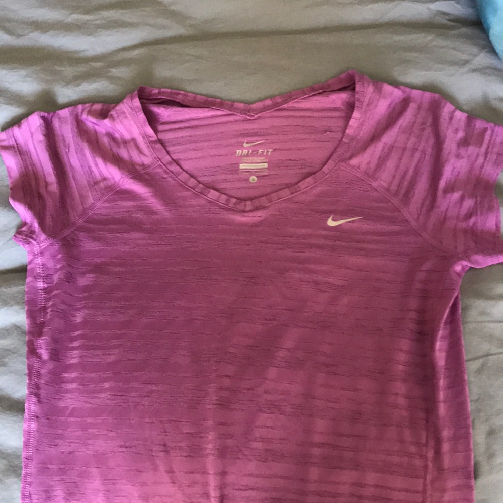 Nike workout top